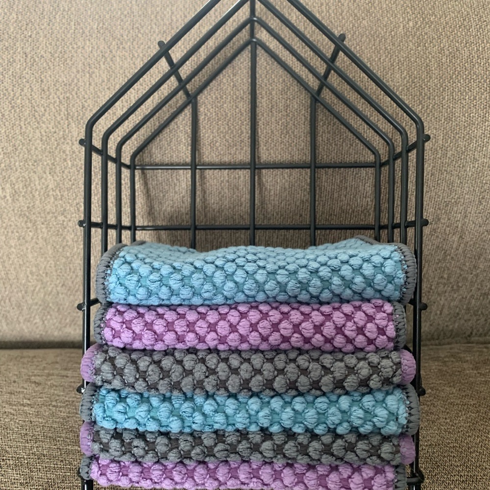Norwex Counter Cloths with holder